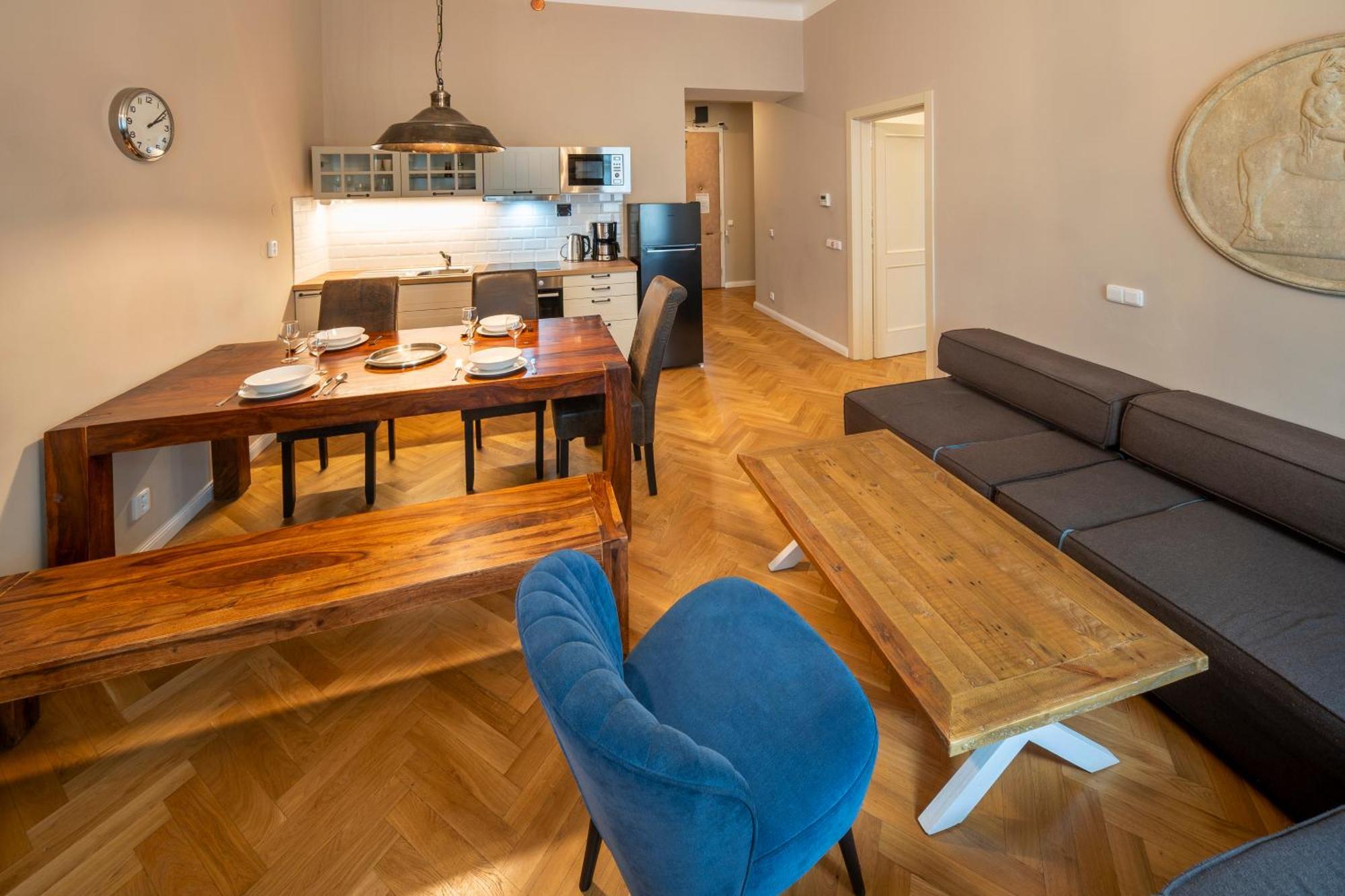 Apart Hotel Zborovska Прага Екстериор снимка