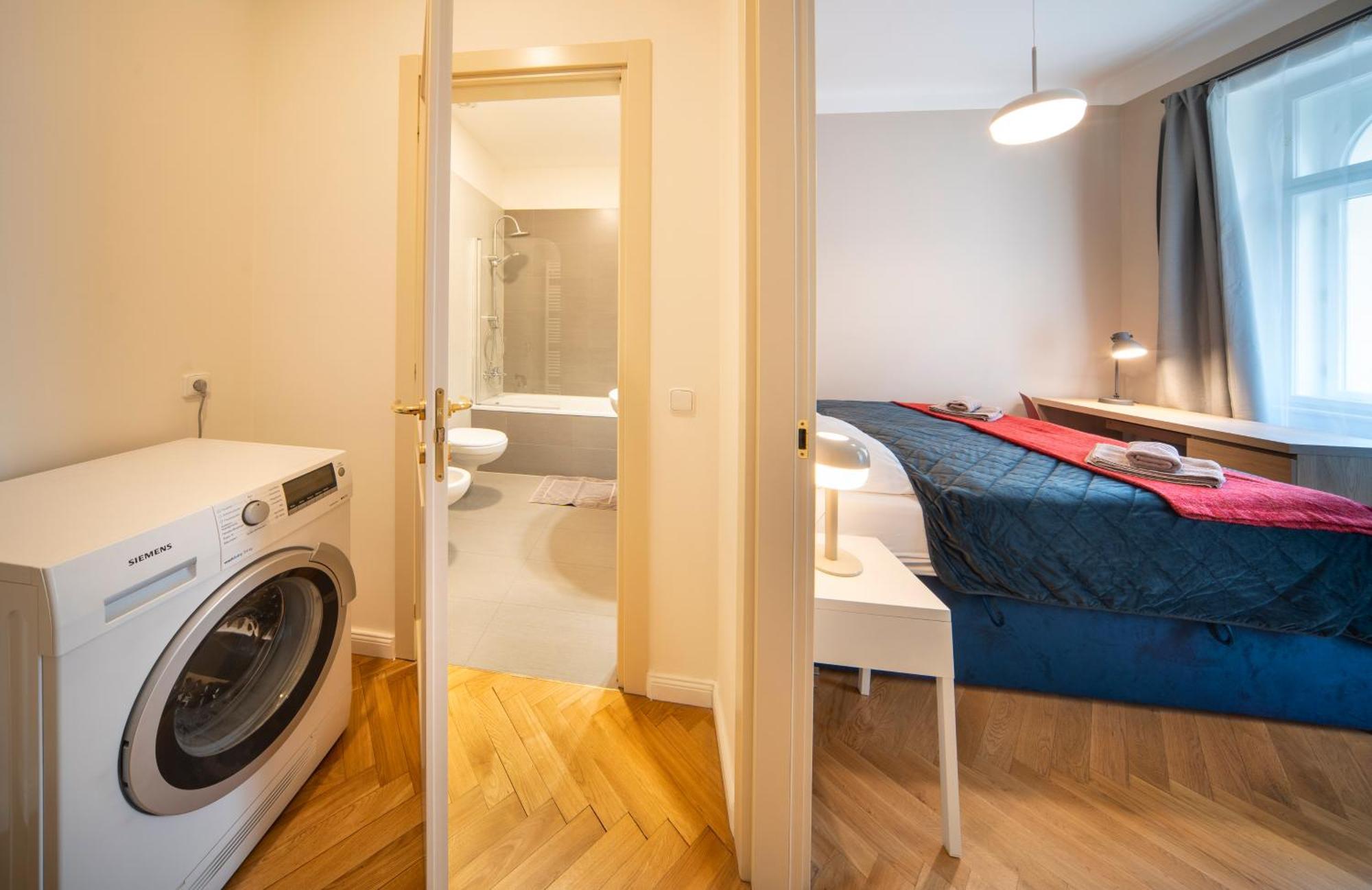 Apart Hotel Zborovska Прага Екстериор снимка